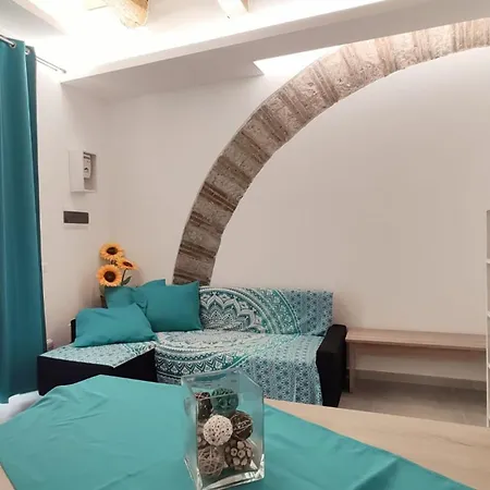 Dietro L'angolo Apartment *